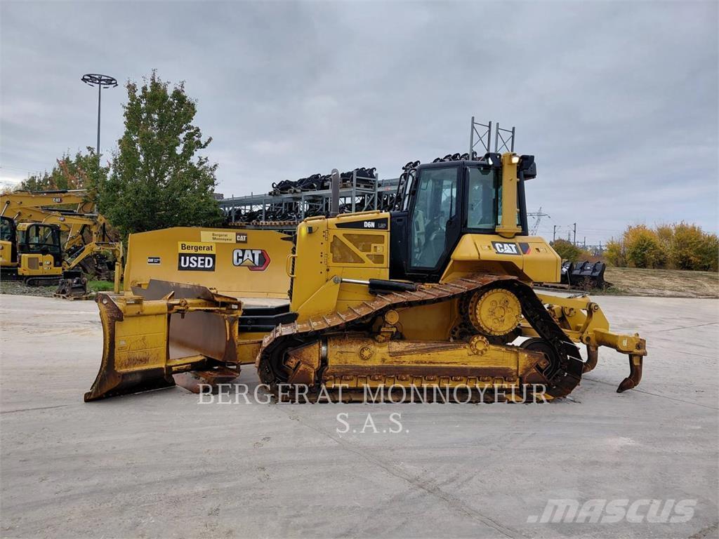 CAT D6N3B LGP Гусеничные бульдозеры