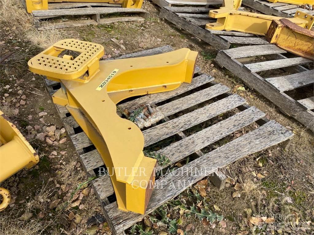 CAT D6NDRAWBAR Строительная техника - Другие