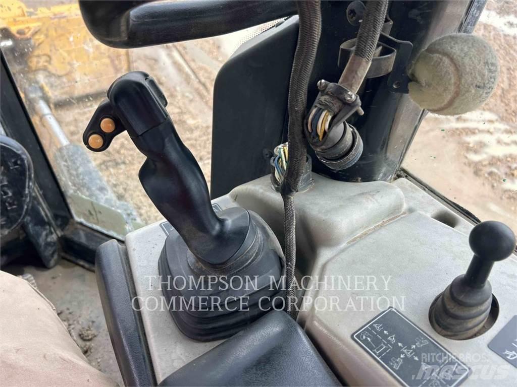 CAT D6NLGP Гусеничные бульдозеры