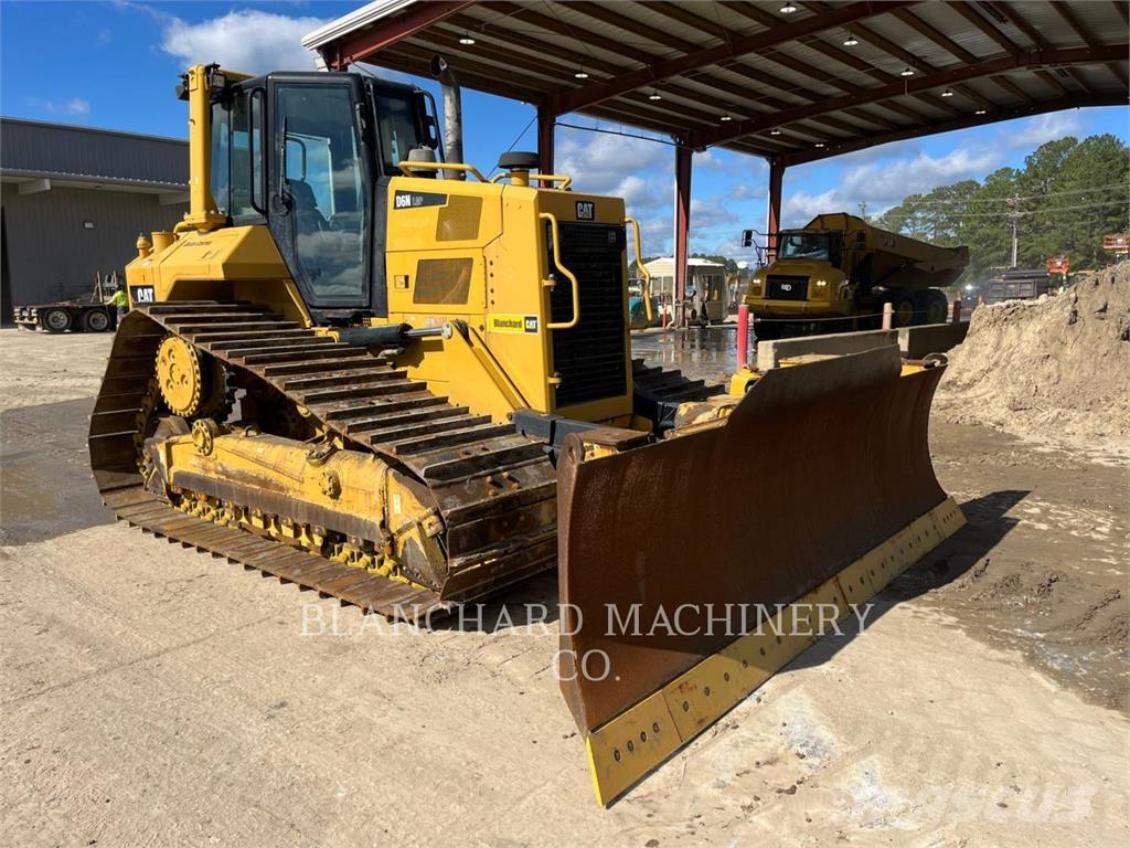 CAT D6NLGP Гусеничные бульдозеры
