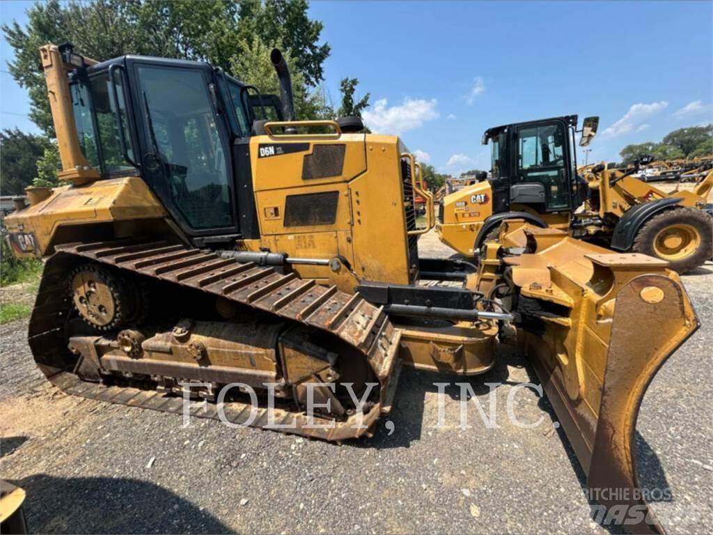 CAT D6NXL Гусеничные бульдозеры