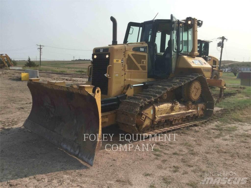 CAT D6NXL Гусеничные бульдозеры