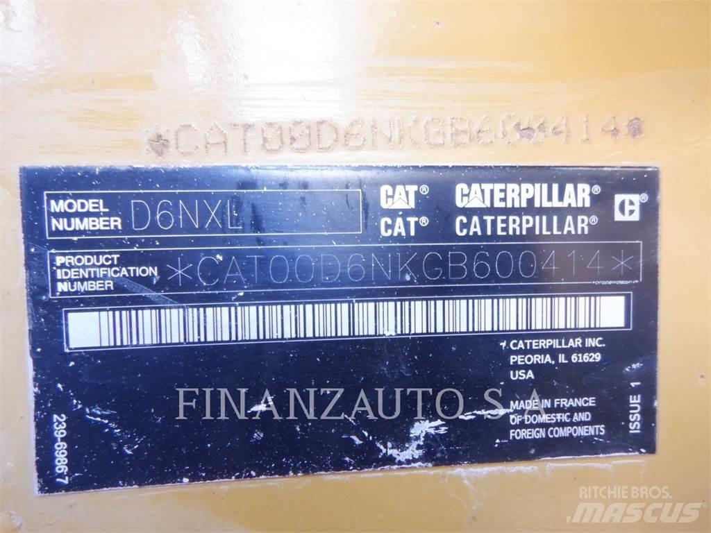 CAT D6NXL Гусеничные бульдозеры