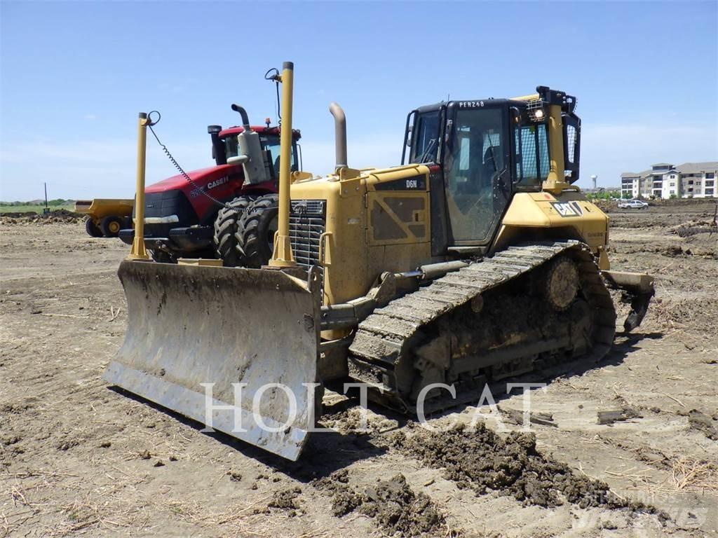 CAT D6NXL Гусеничные бульдозеры