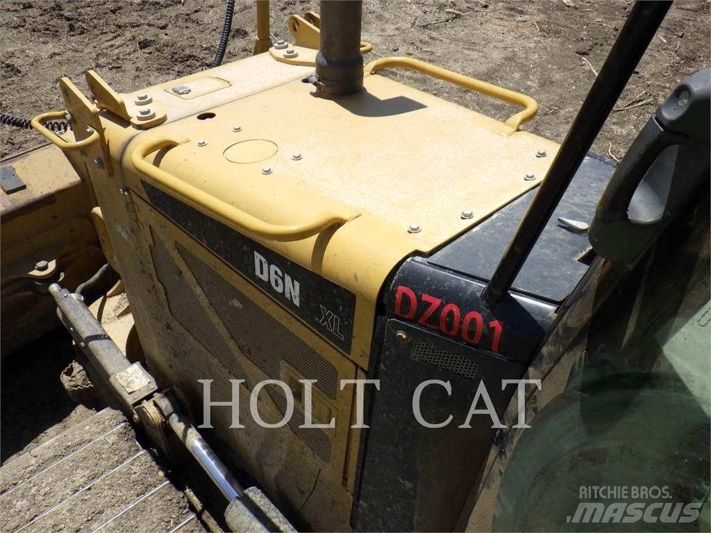 CAT D6NXL Гусеничные бульдозеры