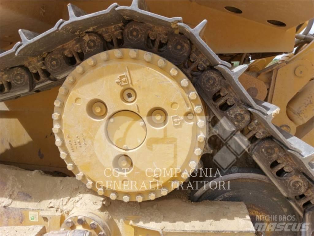 CAT D6R Гусеничные бульдозеры
