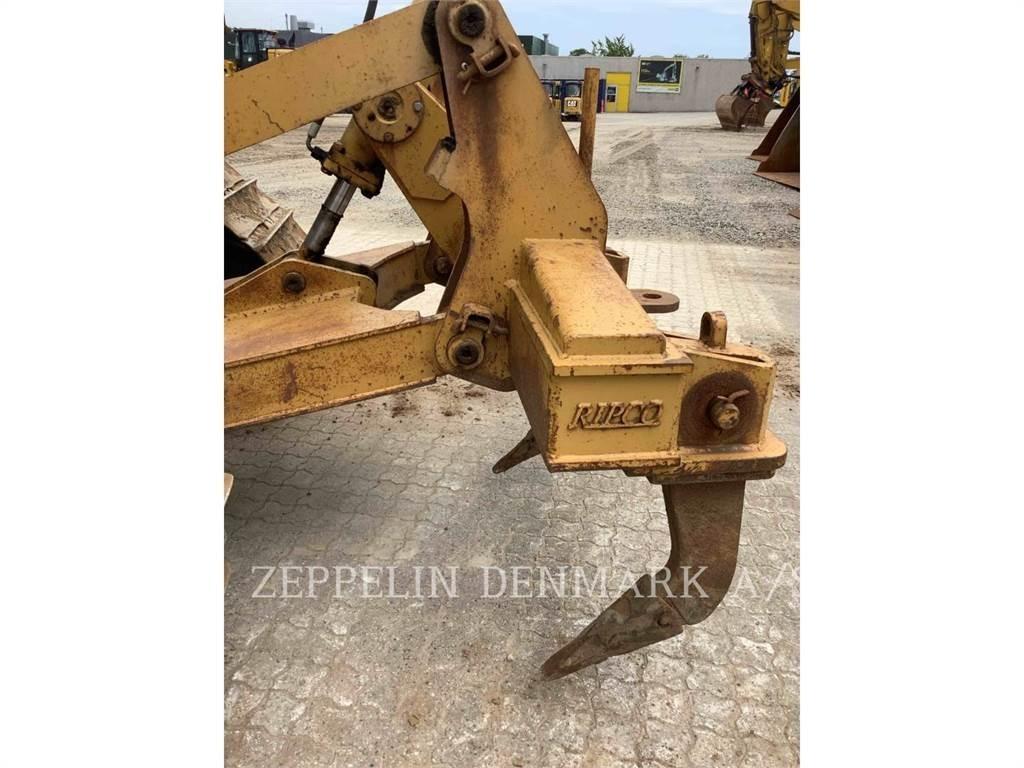 CAT D6R Гусеничные бульдозеры