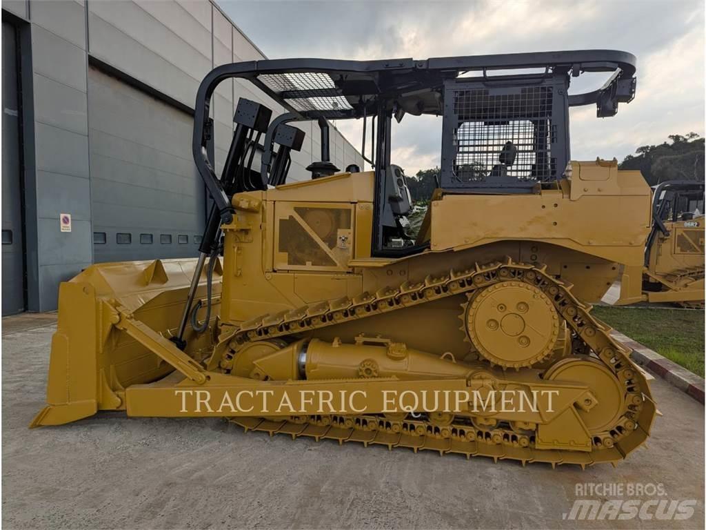 CAT D6R2 Гусеничные бульдозеры