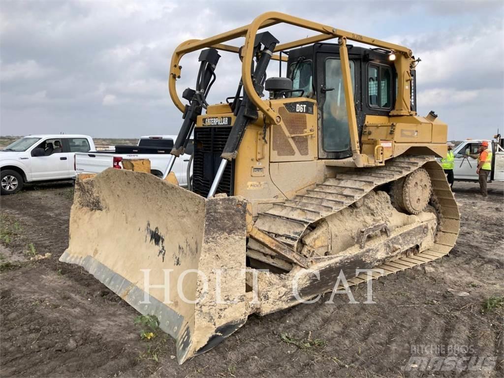 CAT D6T Гусеничные бульдозеры