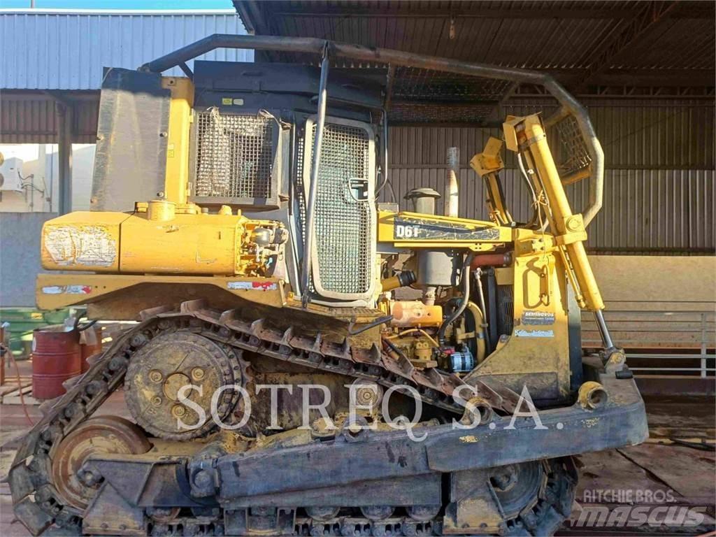 CAT D6T Гусеничные бульдозеры