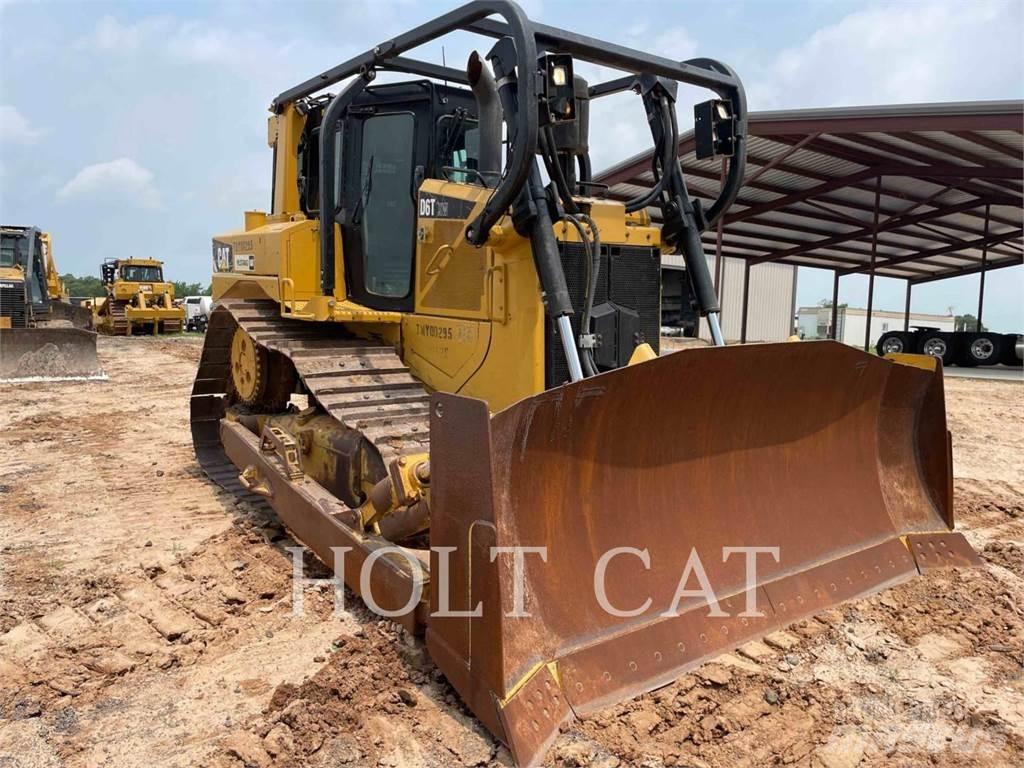 CAT D6T Гусеничные бульдозеры