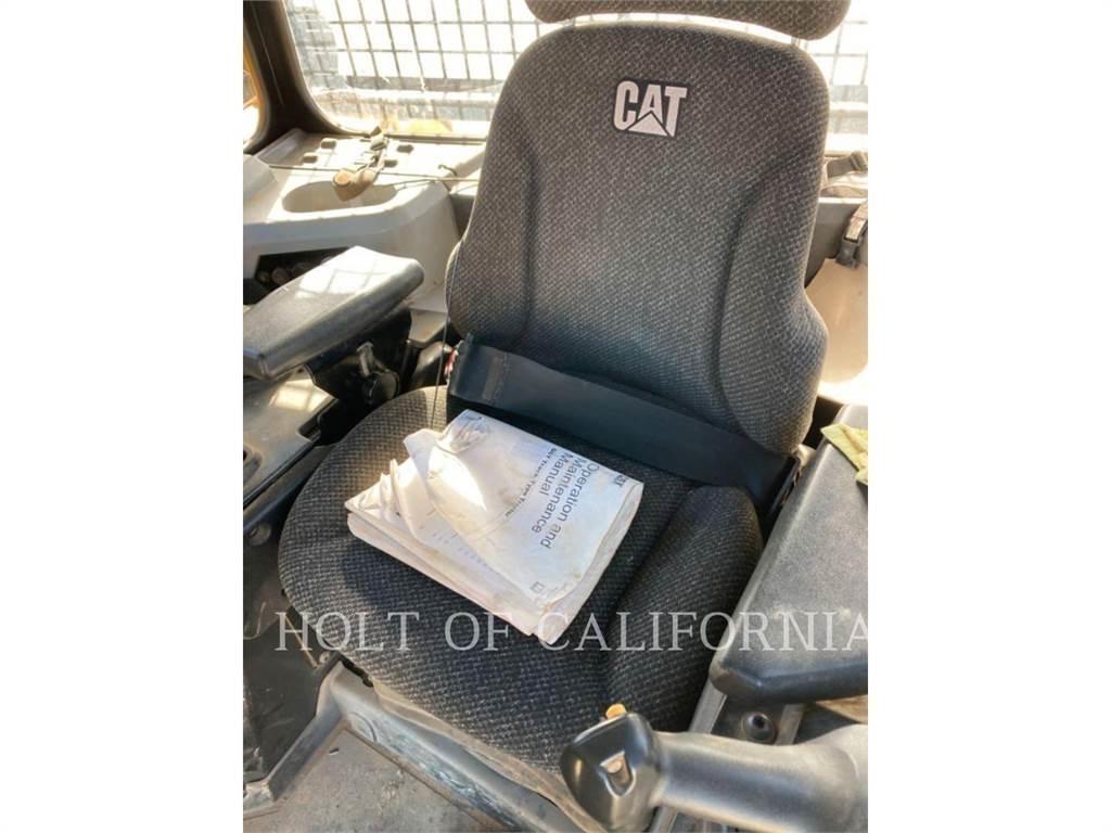 CAT D6T Гусеничные бульдозеры