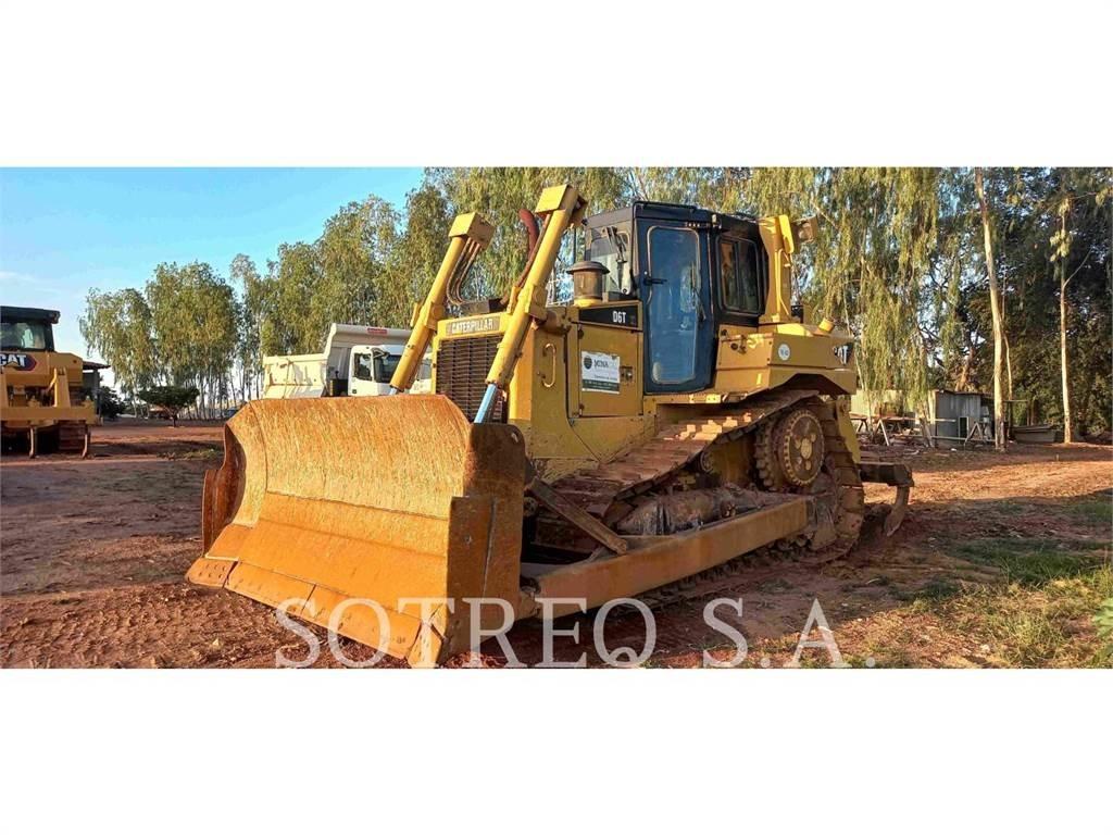 CAT D6T Гусеничные бульдозеры