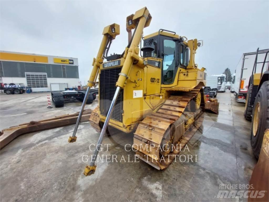 CAT D6T Гусеничные бульдозеры