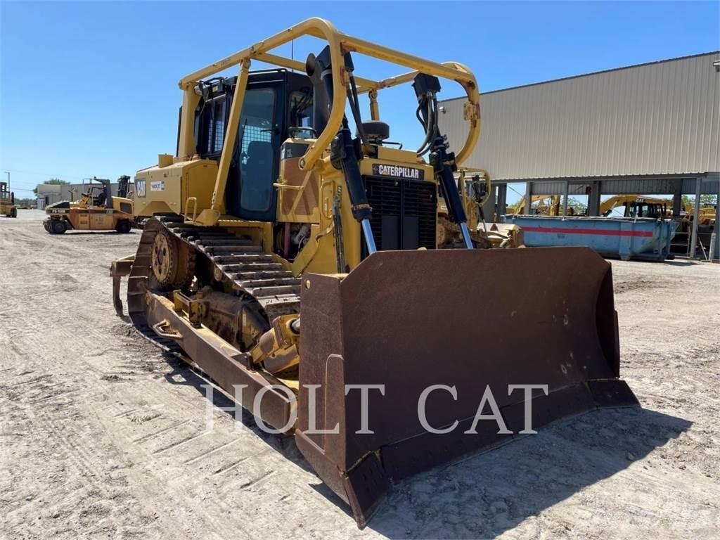 CAT D6T Гусеничные бульдозеры