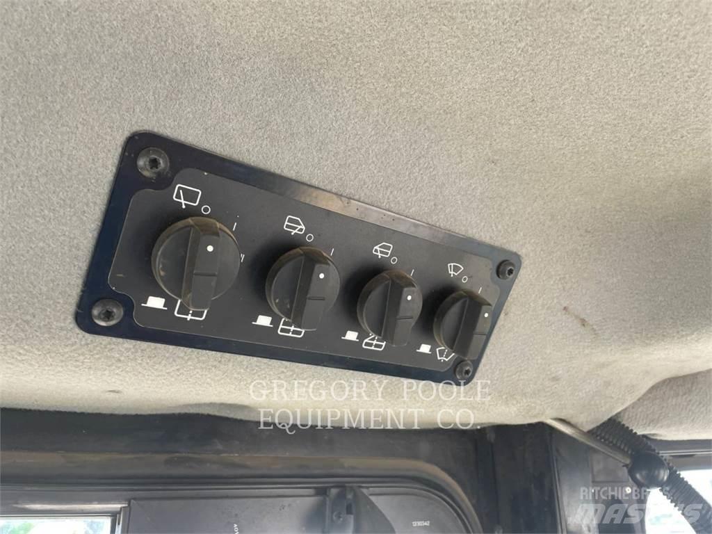 CAT D6T Гусеничные бульдозеры