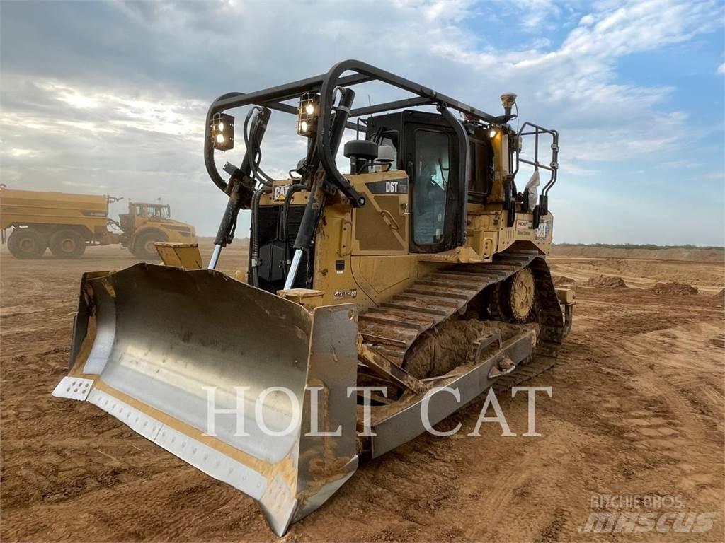CAT D6T Гусеничные бульдозеры