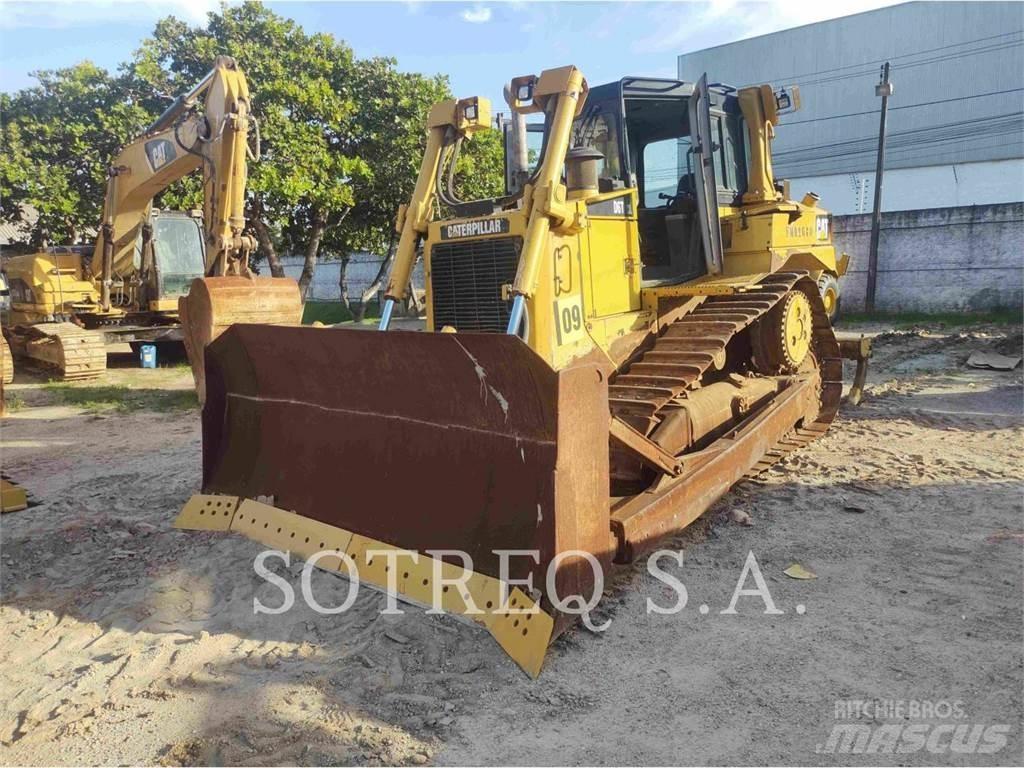 CAT D6T Гусеничные бульдозеры