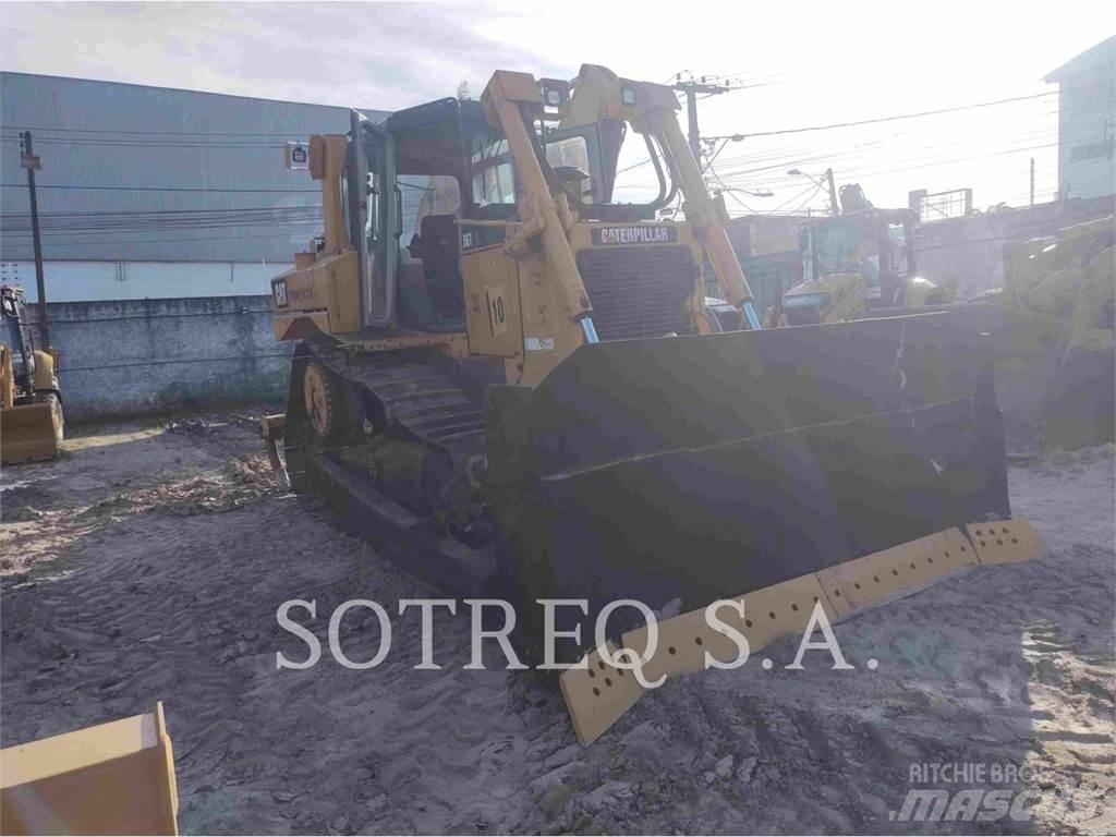 CAT D6T Гусеничные бульдозеры