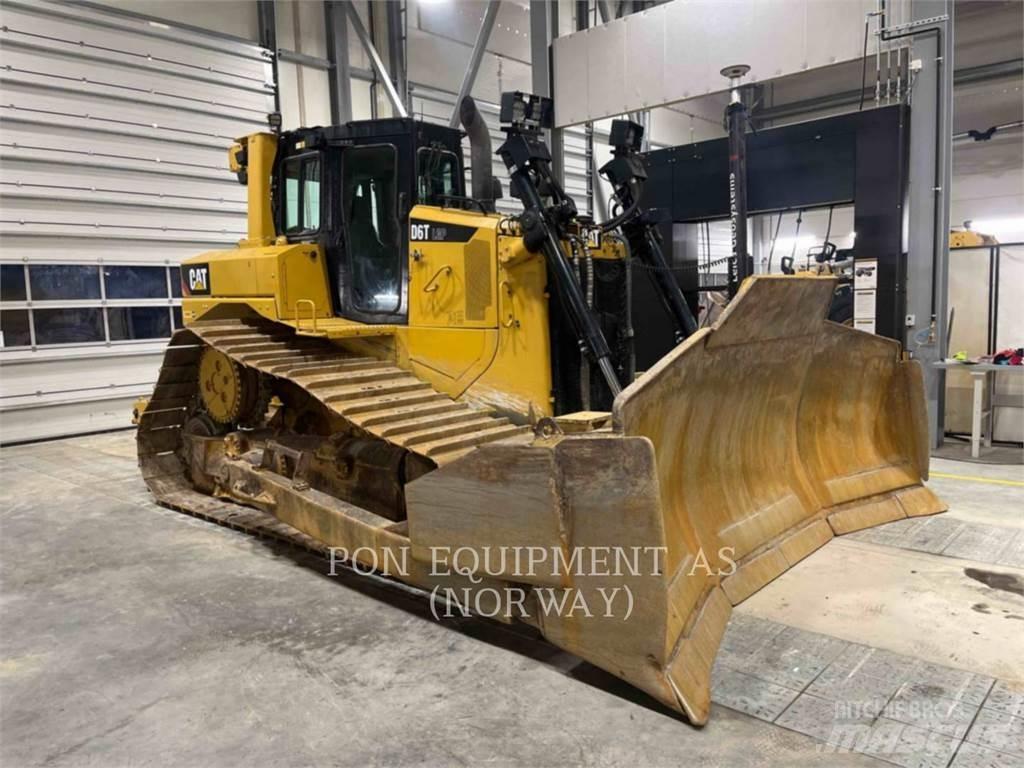 CAT D6T Гусеничные бульдозеры