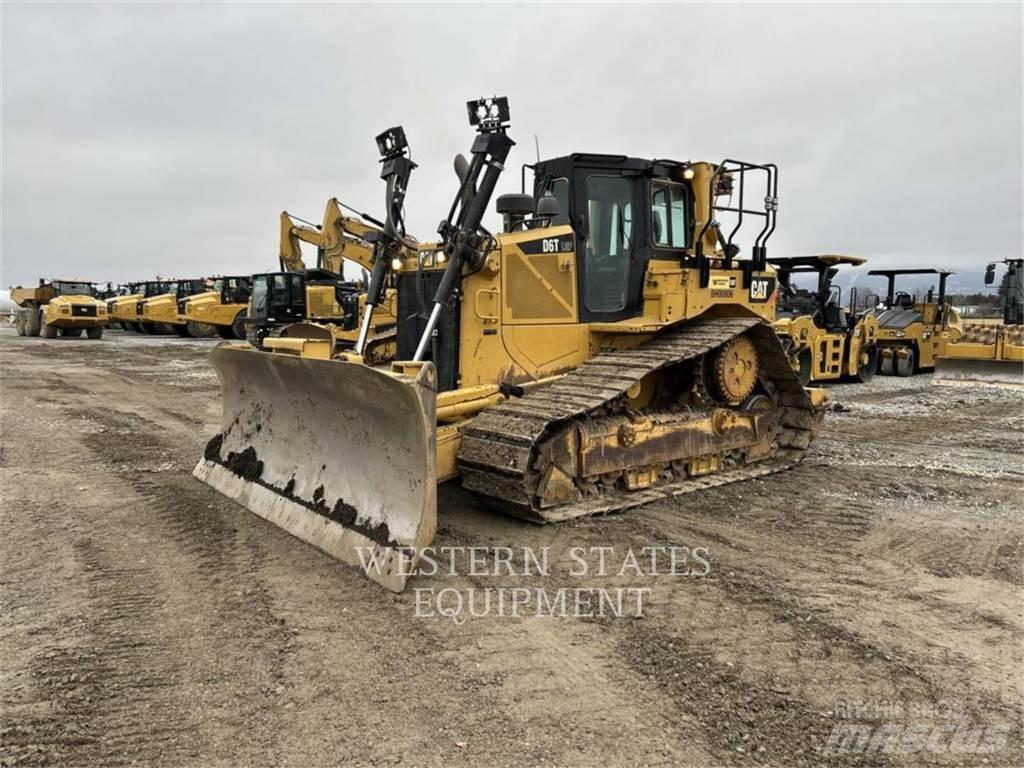 CAT D6T Гусеничные бульдозеры