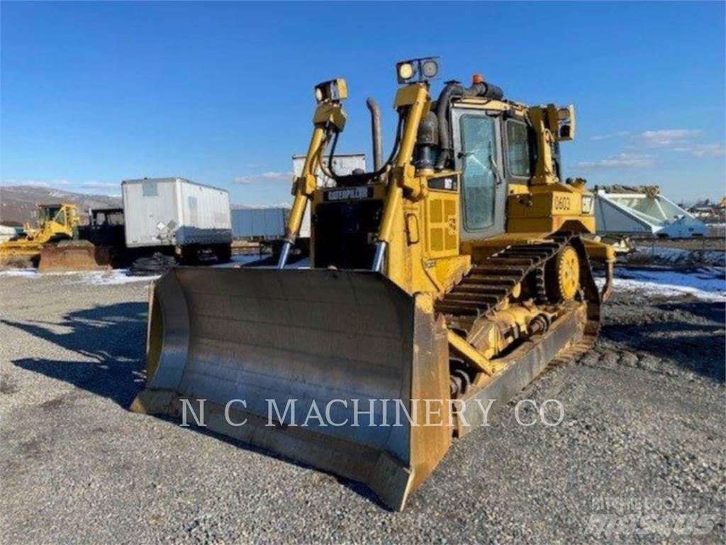 CAT D6T Гусеничные бульдозеры