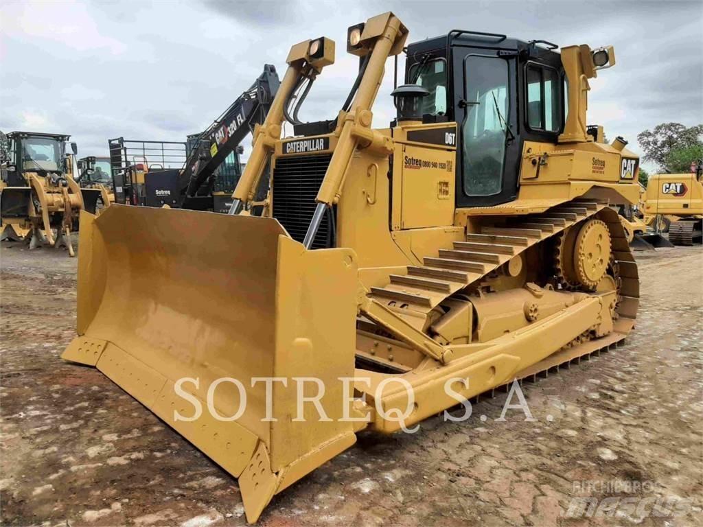 CAT D6T Гусеничные бульдозеры