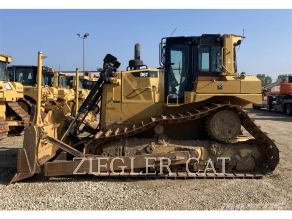 CAT D6T Гусеничные бульдозеры
