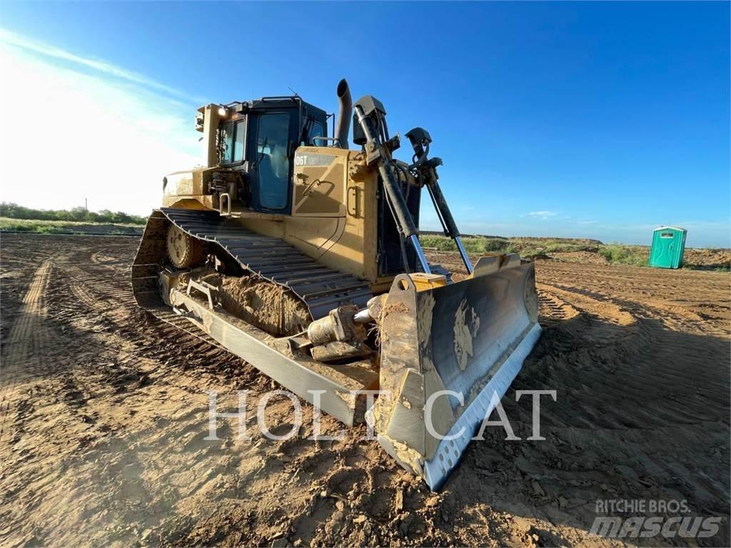 CAT D6T Гусеничные бульдозеры