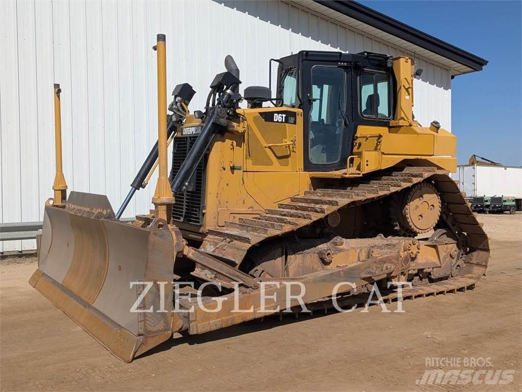 CAT D6T Гусеничные бульдозеры