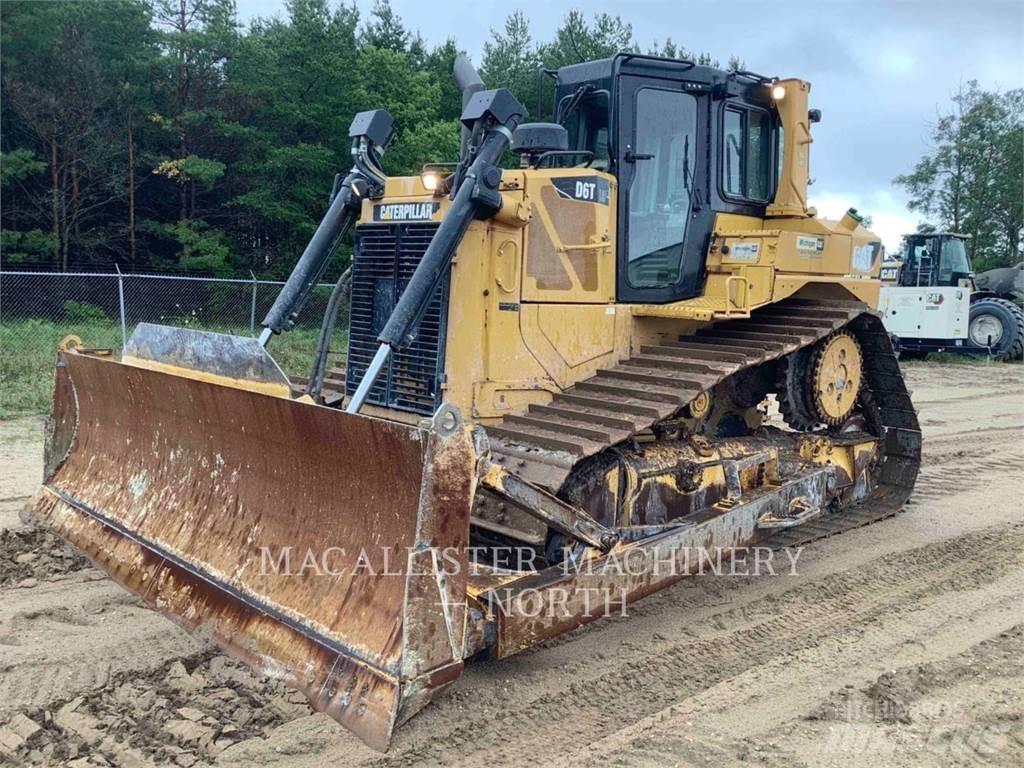 CAT D6T Гусеничные бульдозеры