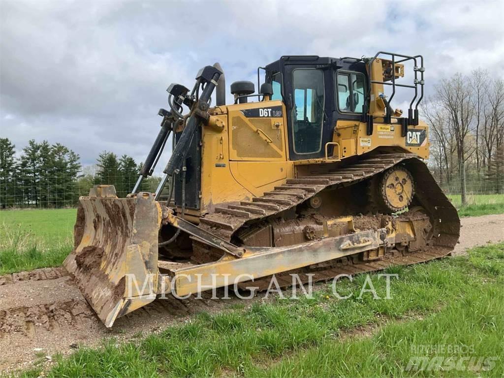 CAT D6T Гусеничные бульдозеры