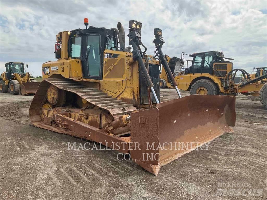 CAT D6T Гусеничные бульдозеры
