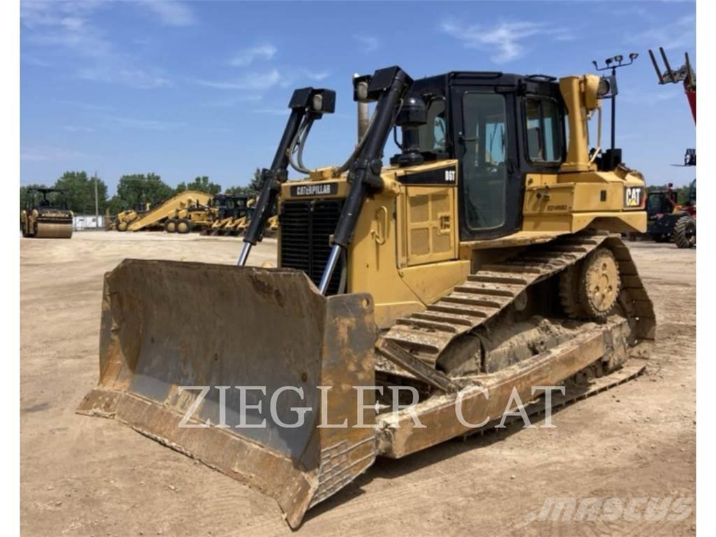 CAT D6T Гусеничные бульдозеры
