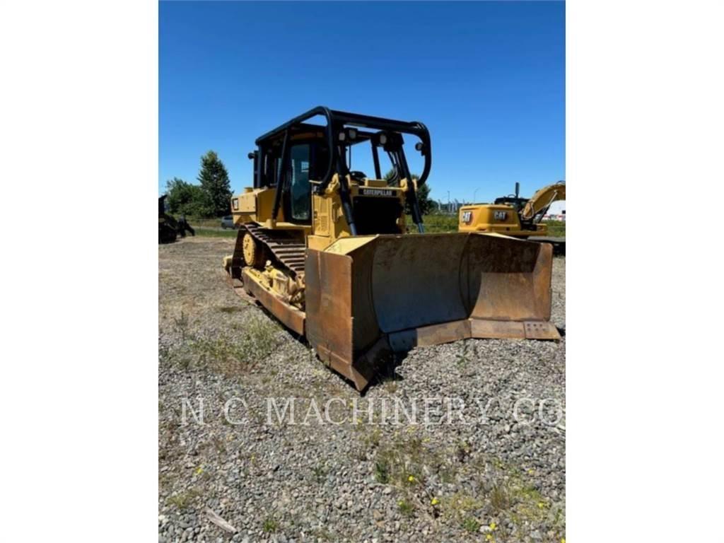 CAT D6T Гусеничные бульдозеры