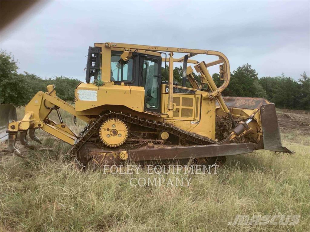 CAT D6T Гусеничные бульдозеры