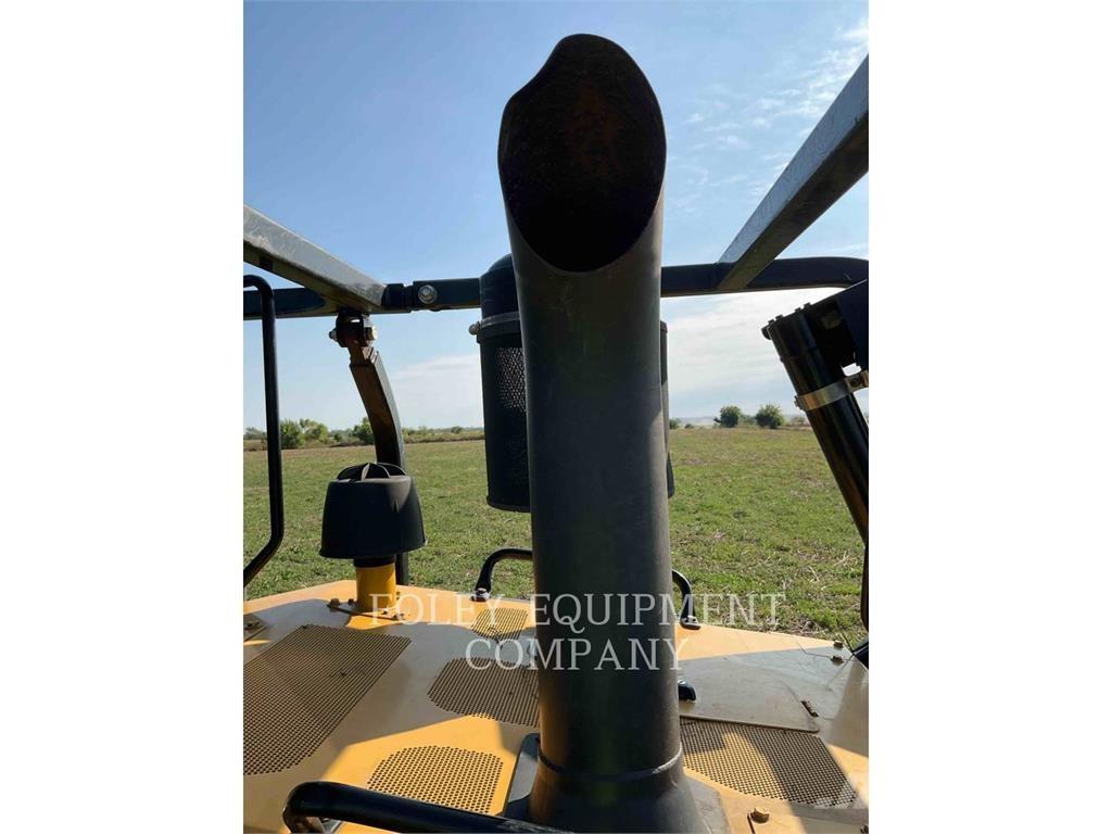 CAT D6T Гусеничные бульдозеры