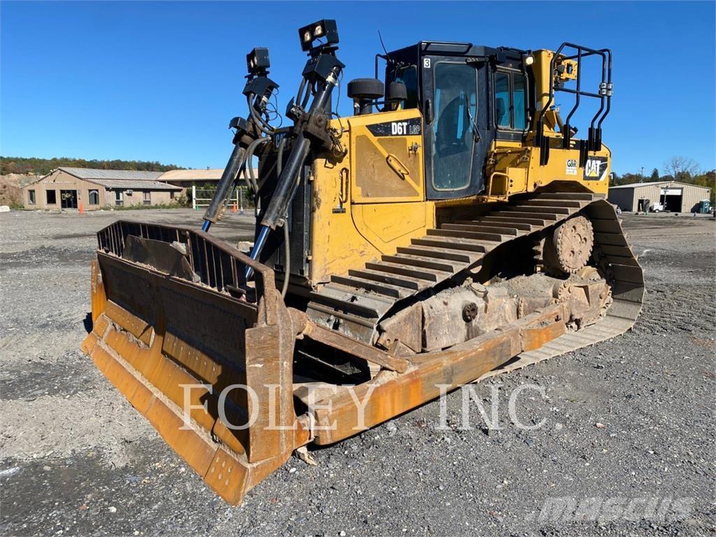 CAT D6T Гусеничные бульдозеры