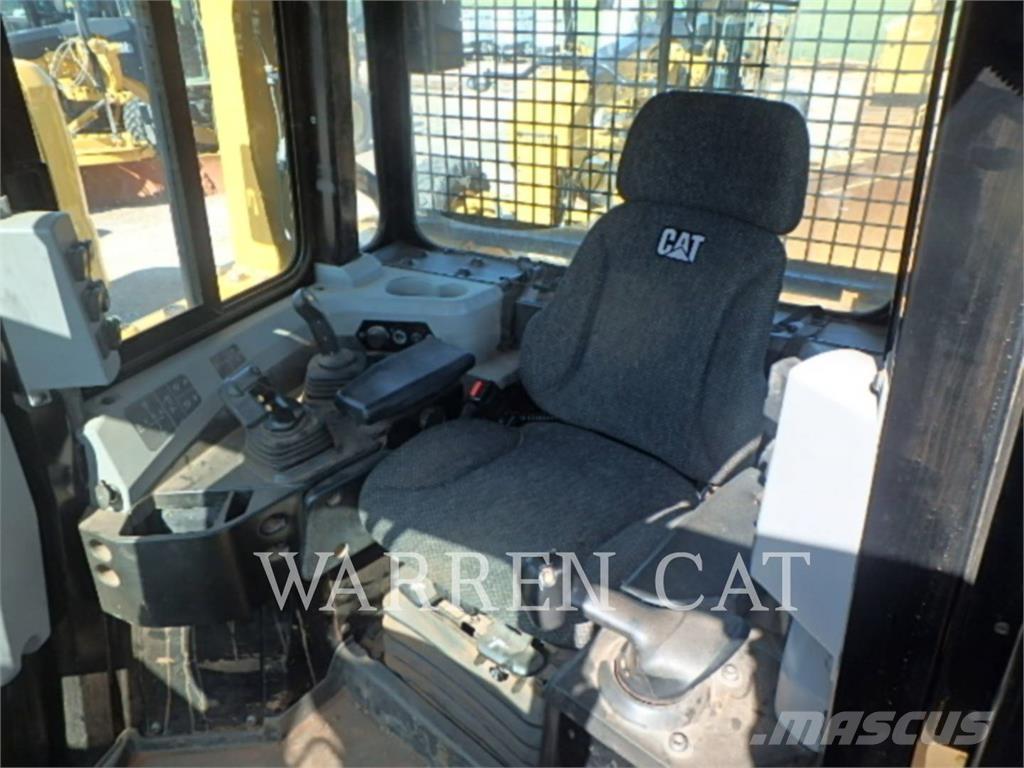 CAT D6T 4XLARO Гусеничные бульдозеры