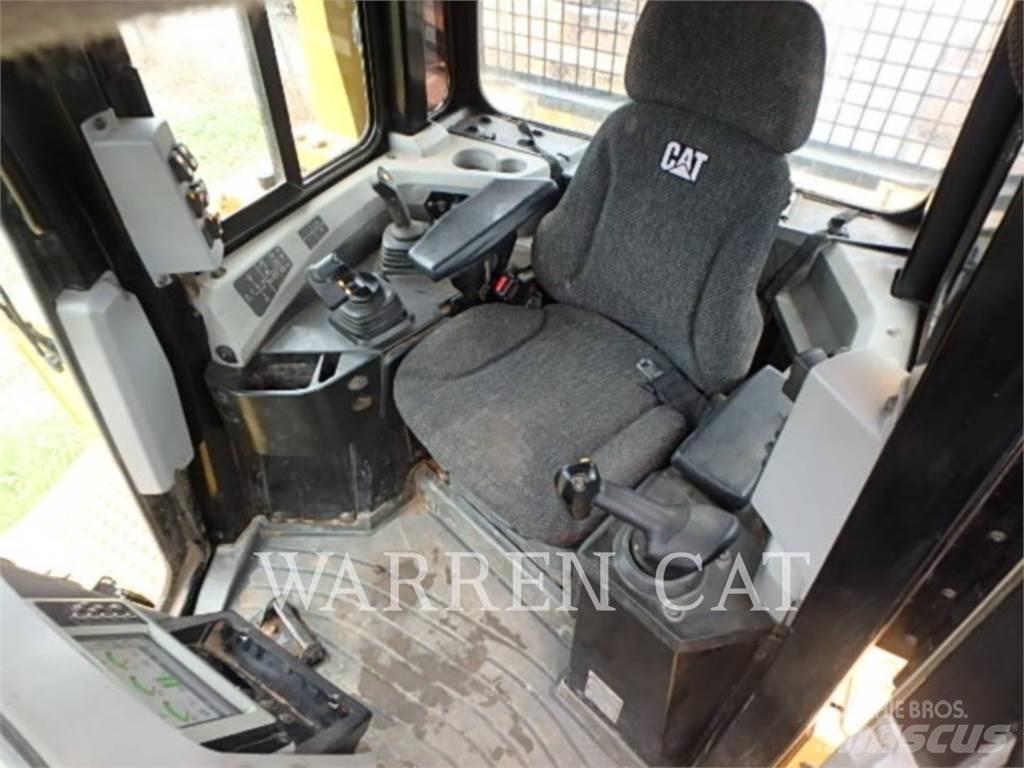 CAT D6T 4XLPAT Гусеничные бульдозеры