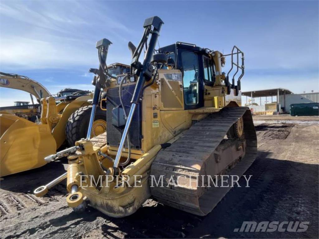 CAT D6T LGP Гусеничные бульдозеры