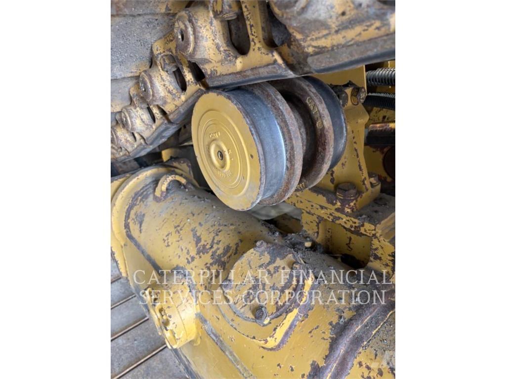 CAT D6T LGP VPAT Гусеничные бульдозеры