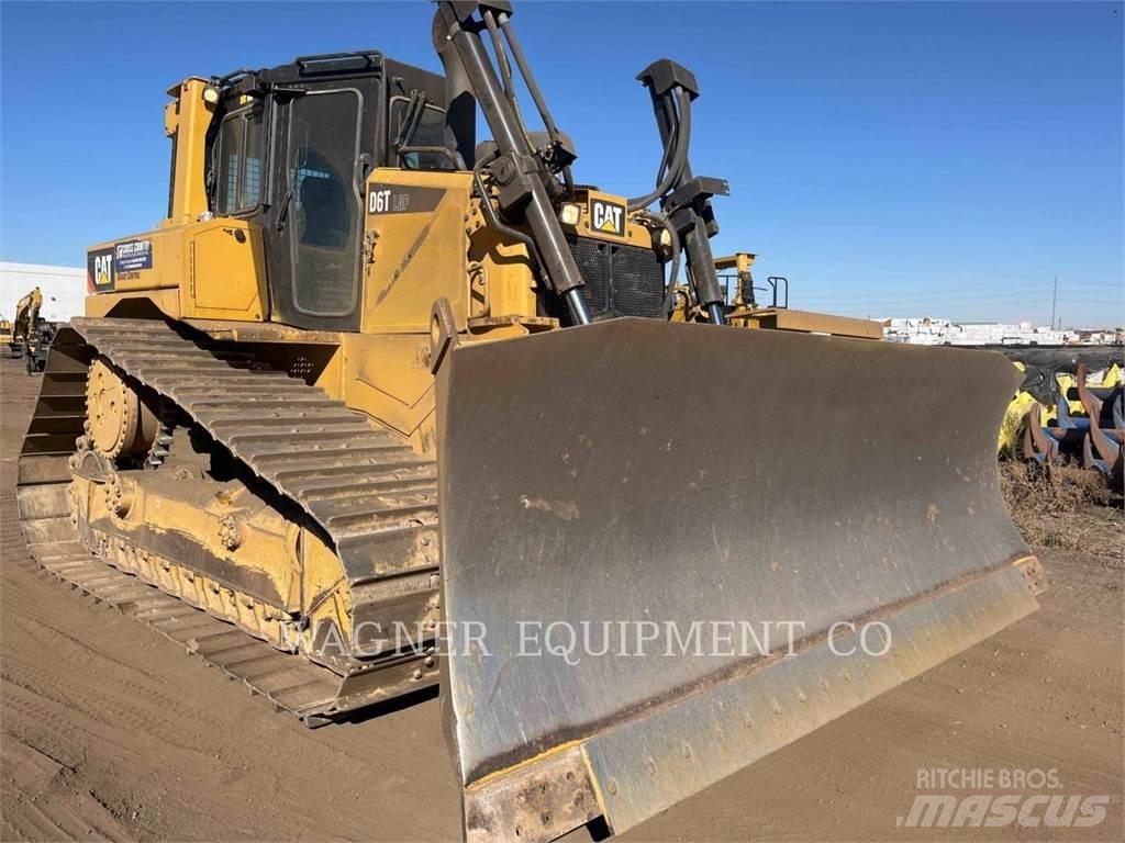 CAT D6T LGPVPT Гусеничные бульдозеры