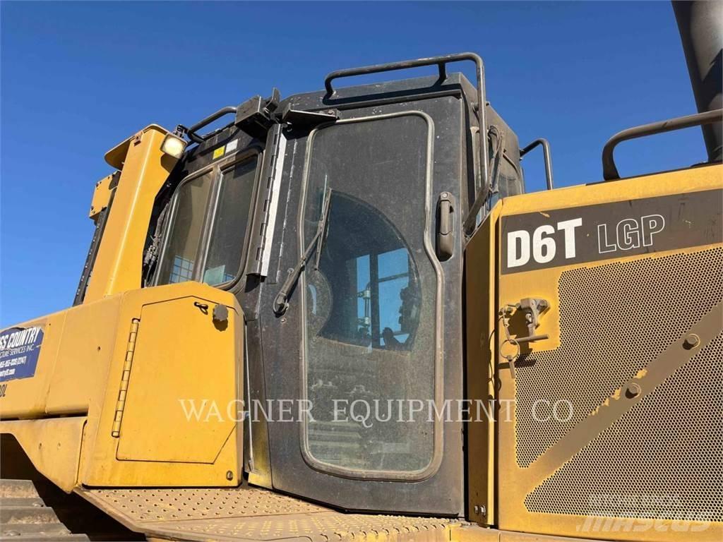 CAT D6T LGPVPT Гусеничные бульдозеры