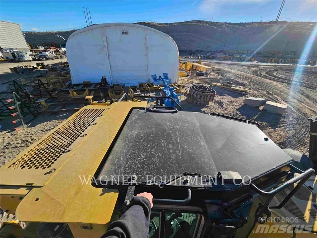 CAT D6T LGPVPT Гусеничные бульдозеры