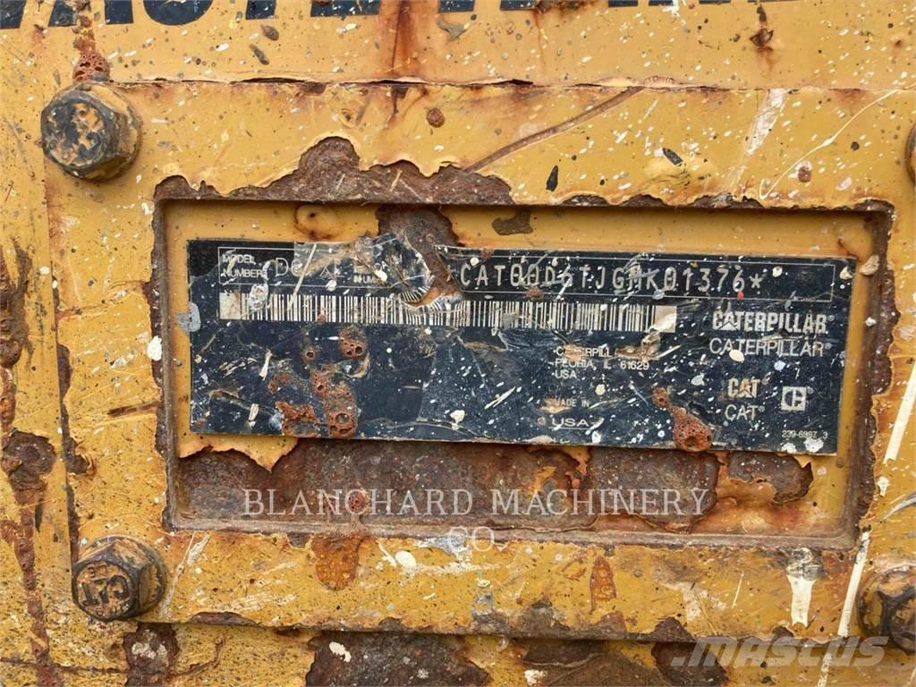 CAT D6T XL Гусеничные бульдозеры