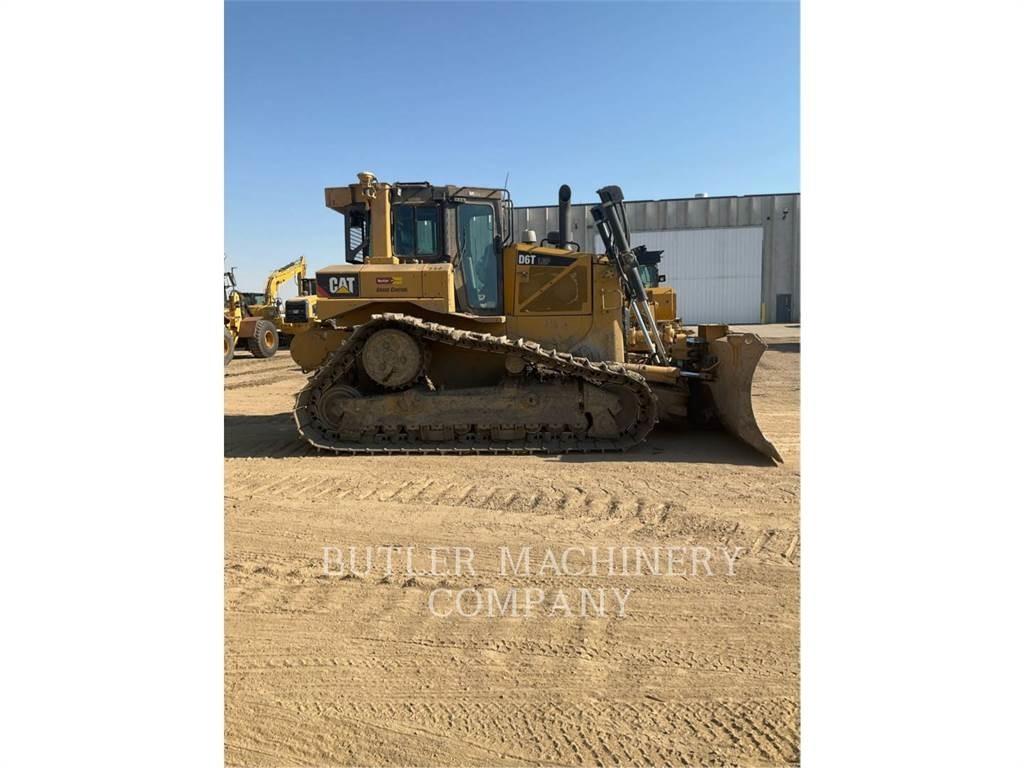 CAT D6TVP Гусеничные бульдозеры