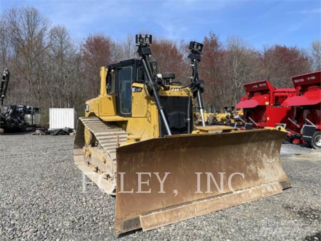 CAT D6TVP Гусеничные бульдозеры