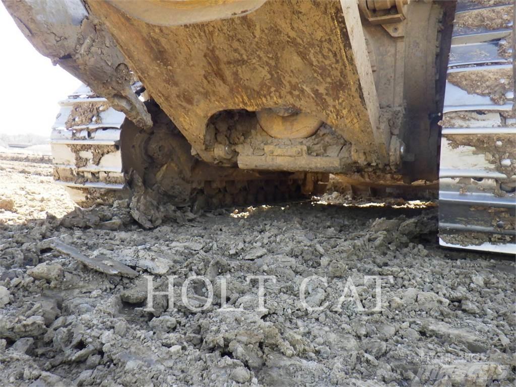 CAT D6TVP Гусеничные бульдозеры