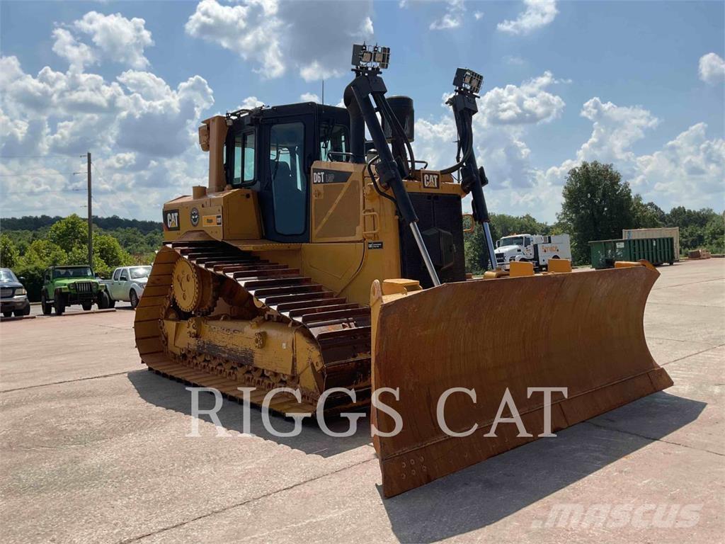 CAT D6TVP Гусеничные бульдозеры